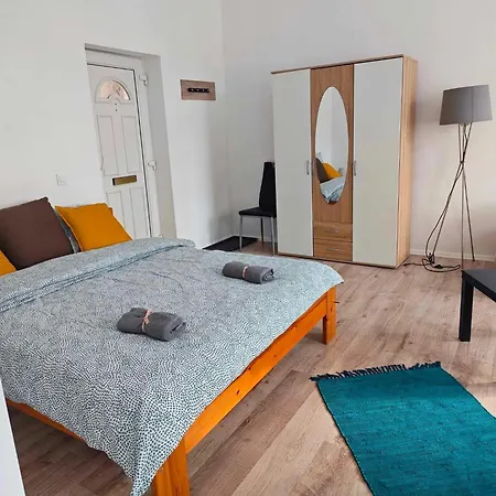Apartment Dama