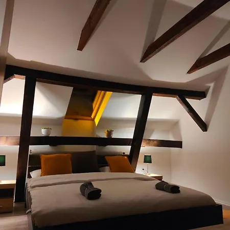 Dama Apartament Eger