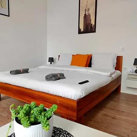 Apartament Dama *