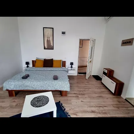 Dama Apartment Eger